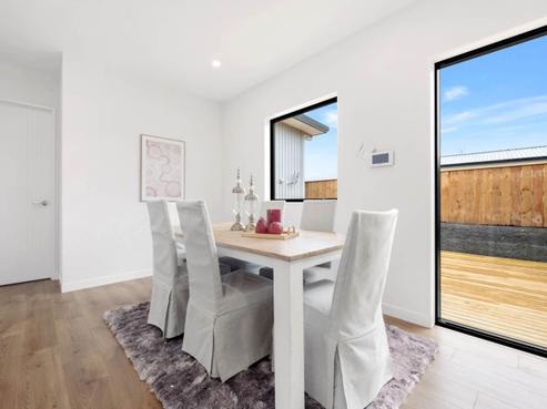 2 Selwyn Downs Lane, Opaheke