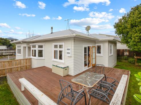 90 Dinsdale Road, Dinsdale