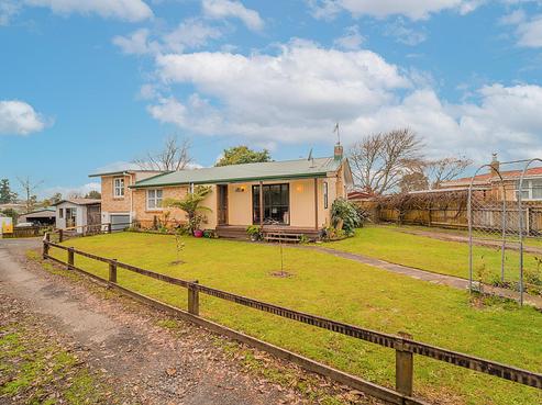 29 Greta Street, Glenview