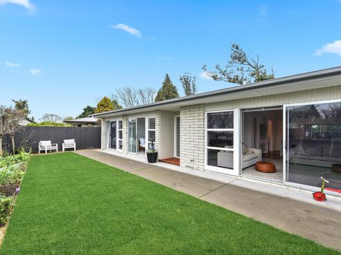 18 Mcdowall Place, Queenwood