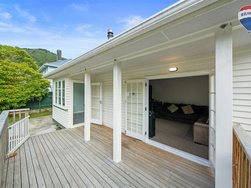 37 Wilkie Crescent, Naenae