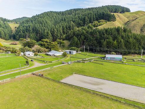 196 Valley Road, Paraparaumu