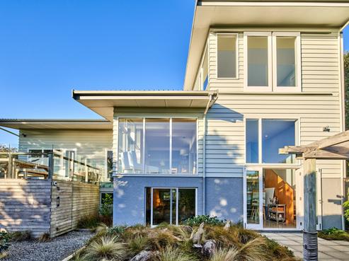 18 Arawa Street, Raumati Beach