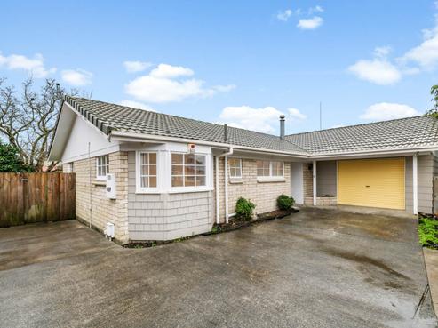 2/58 Willis Road, Papakura