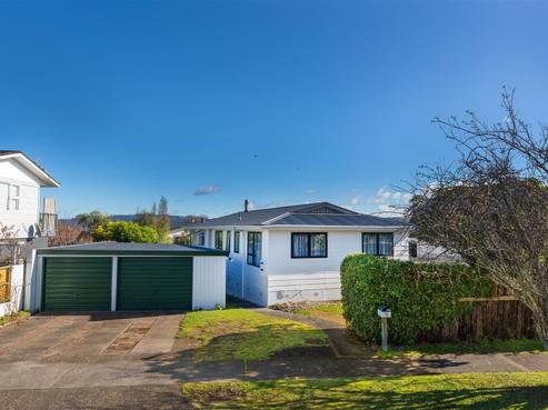 19 Regents Grove, Richmond Heights