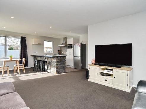 35A Bayswater Crescent, Bromley