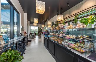 TENANTED CAFE INVESTMENT
