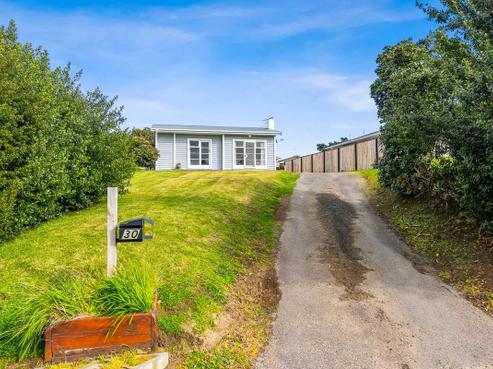30 Sweetman Avenue, Paraparaumu Beach