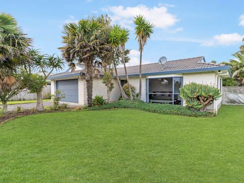17 Brookesmith Drive, Waiuku