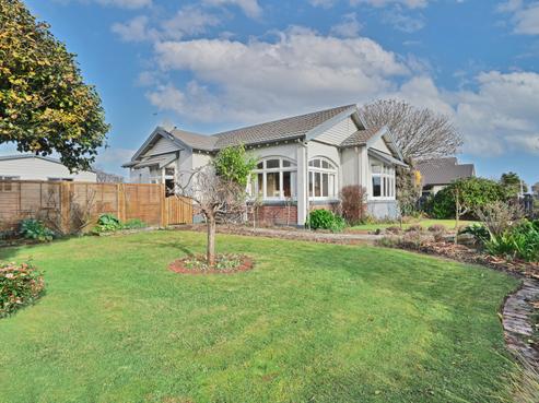 401 Herbert Street, Windsor