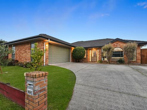 99 Barrington Drive, Huntington