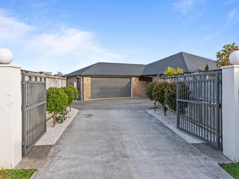 4 Canini Grove, Karaka
