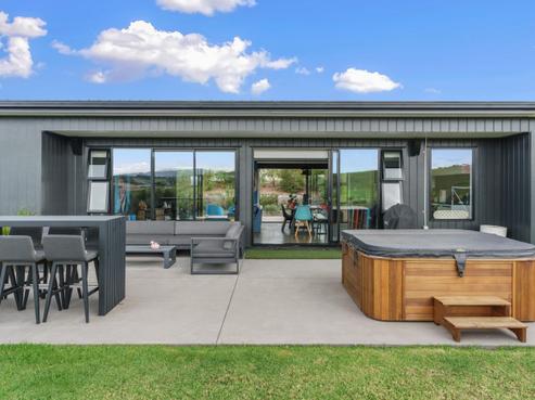 6 Blomfield Court, Mangawhai