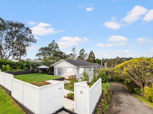 53 Daffodil Street, Titirangi