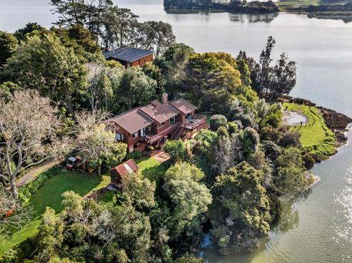 106 Waitangi Falls Road, Glenbrook