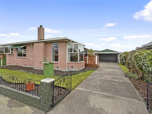 23 Sapphire Street, Casebrook