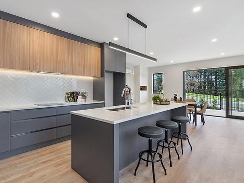 2 Aquamarine Avenue, Wainui