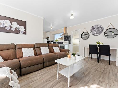 1/16 Sandra Avenue, Otara