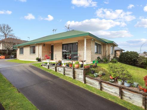 18 Brymer Road, Grandview Heights