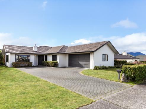 9 Scott Drive, Nukuhau