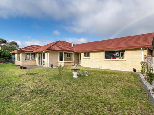 29 Leanne Way, Waikanae Beach