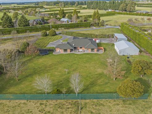 703 Mclaughlins Road, Darfield
