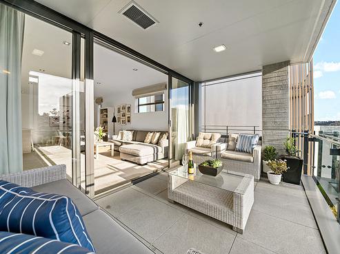210/2 Bluegrey Avenue, Stonefields