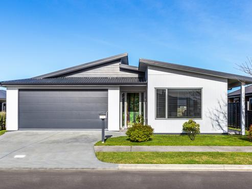 19 Noumea Drive, Rangatira Park