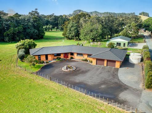 220 Ngunguru Road, Glenbervie
