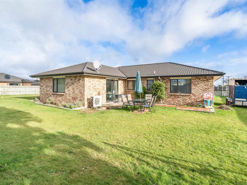 54 Avon Road, Clifton