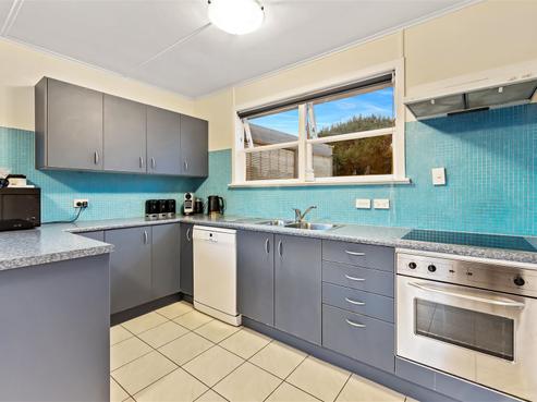 24 Laura Street, Kelston