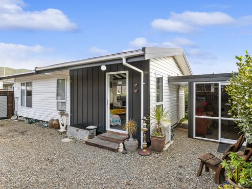 497B Te Moana Road, Waikanae