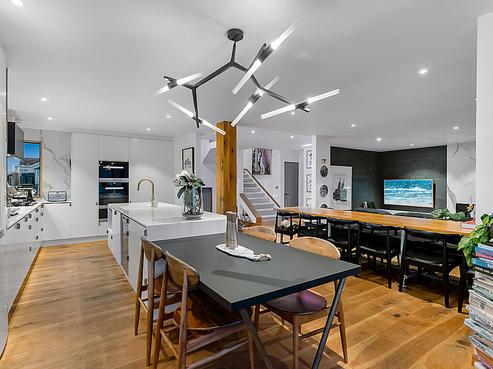 11 Midway Avenue, Castor Bay