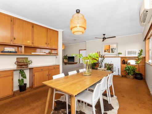 24 Chaucer Road South, Napier Hill