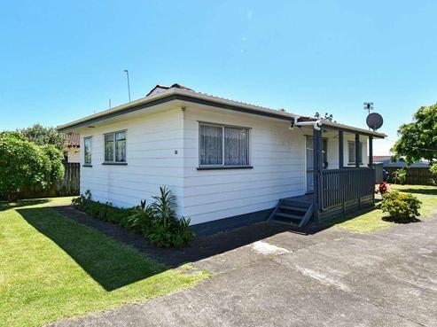 57 Burundi Avenue, Clendon Park