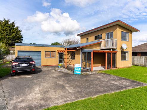 12A Cove Road, Waipu