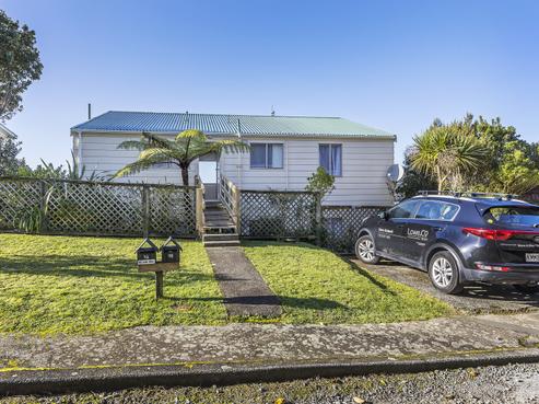 9 Oldham Way, Crofton Downs