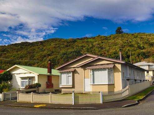 19 Blackmore Street, Greymouth