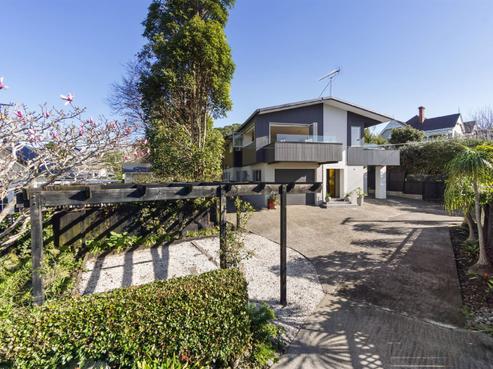 46 Hinemoa Street, Birkenhead