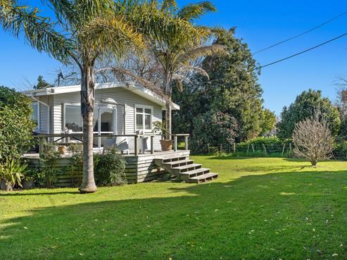 725 Thornton Road, Thornton