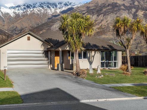 26 Lochnagar Drive, Lake Hayes Estate