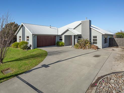 5 Tulip Drive, Cambridge