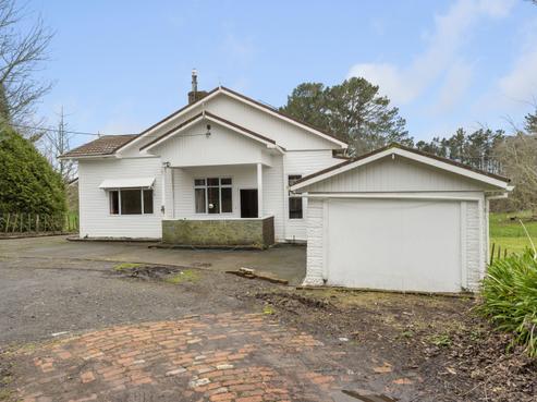 55 Tarata Road, Inglewood