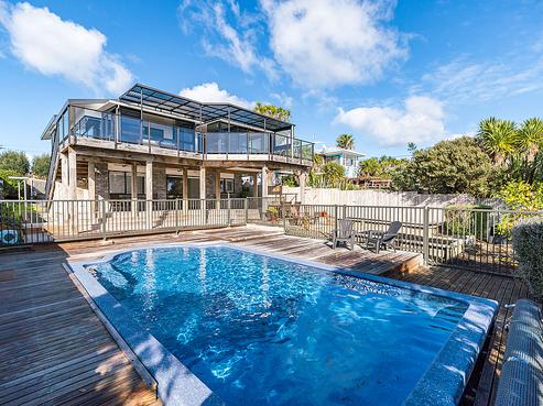 1418 Whangaparaoa Road, Army Bay