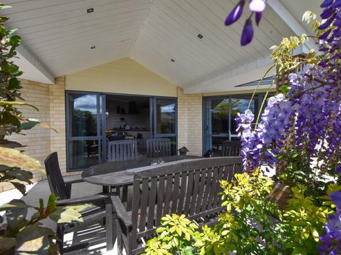 40 Charles Street, Carterton