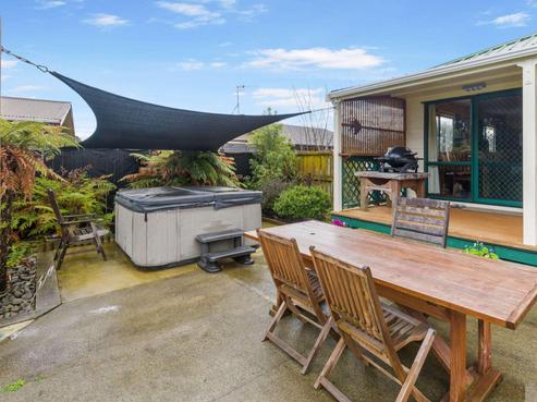 39A Johnson Street, Bulls