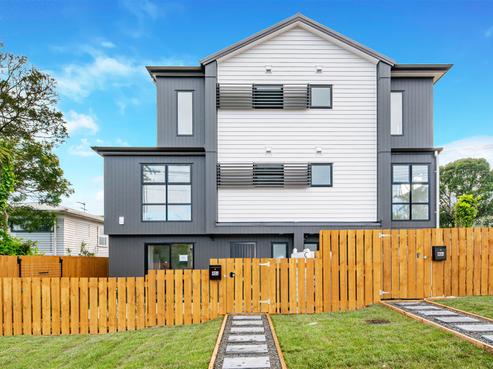 40A Royal View Road, Te Atatu South