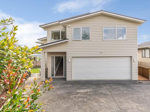18 Celeste Place, Totara Vale