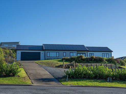 6 Ritchie Road, Parua Bay