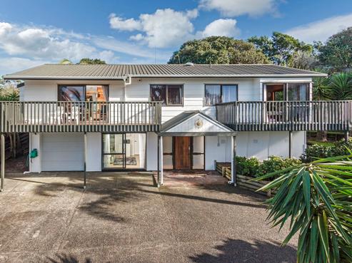 61 John Dee Crescent, Red Beach